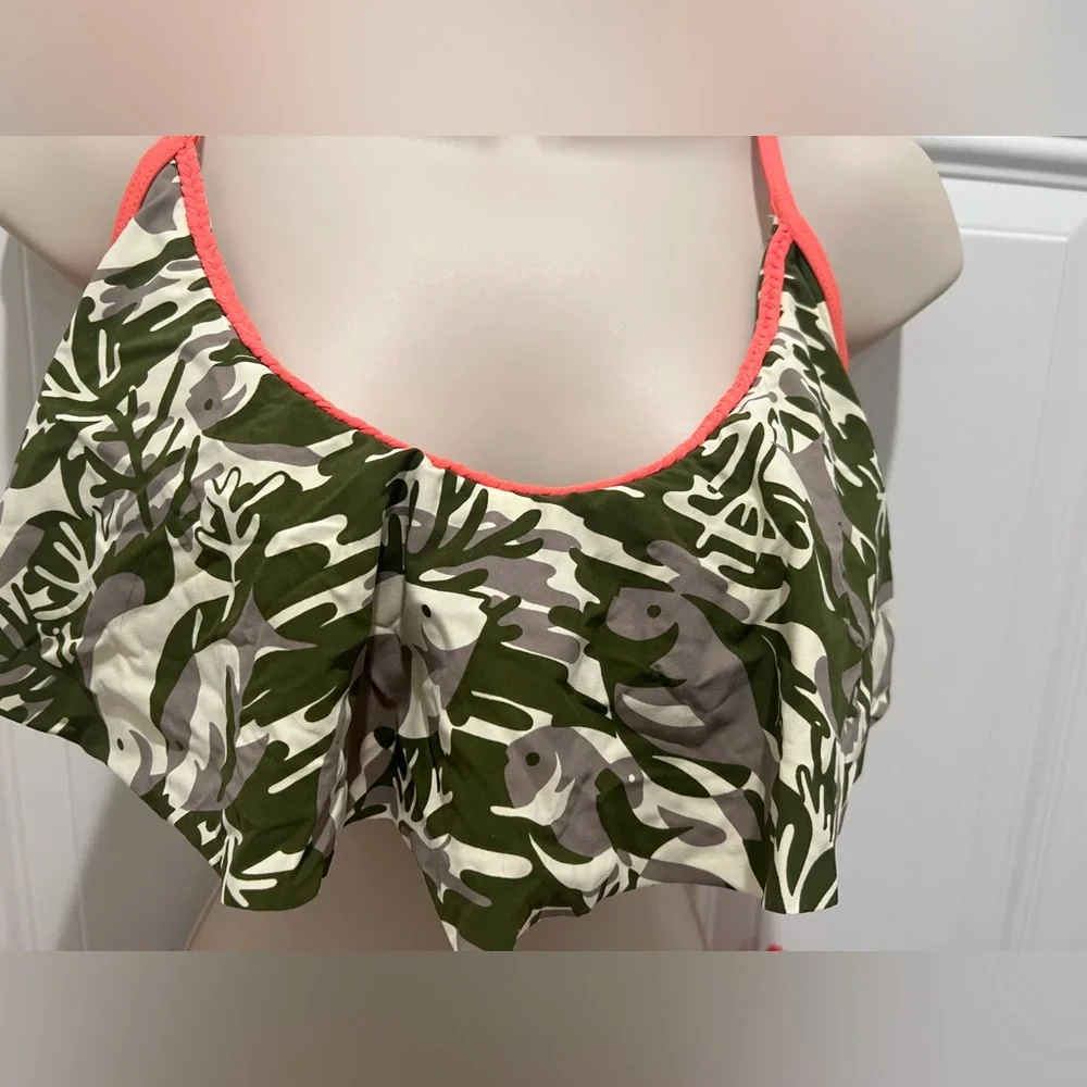 NWOT! Sperry Ruffle Bikini Top - Picture 9 of 10
